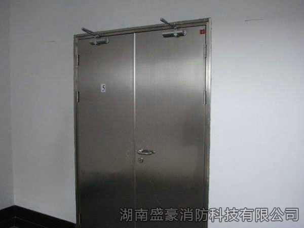 钢质防火门